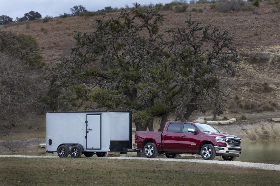  Dodge Ram 1500 Laramie Crew Cab (DT) 2018 года  (фото 8 из 22)